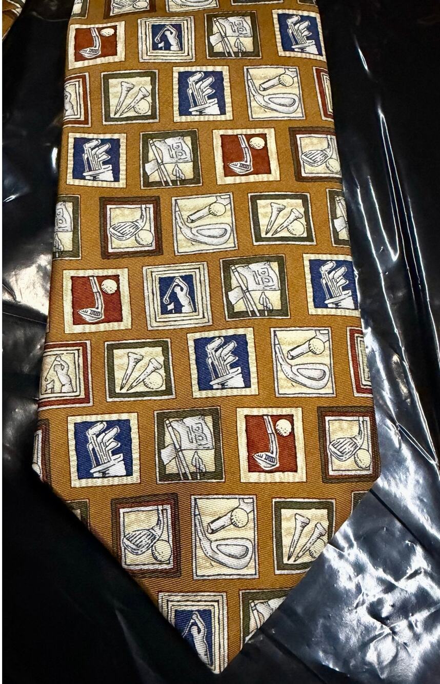 Lands End Gold Tan Golf Motif 100% Silk Necktie Handsewn USA Golf Clubs Tees